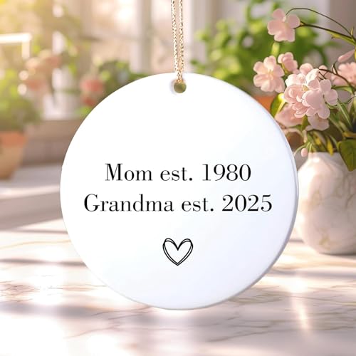 Grandma Ceramic Keepsake, Pregnancy Announcement Gift, First Time Grandma Ornament, Personalized Mother’s Day Gift, New Grandma Gift Idea