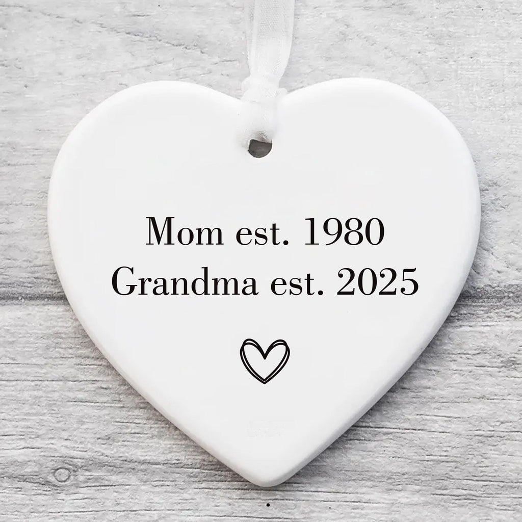 Grandma Ceramic Keepsake, Pregnancy Announcement Gift, First Time Grandma Ornament, Personalized Mother’s Day Gift, New Grandma Gift Idea