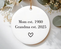 Grandma Ceramic Keepsake, Pregnancy Announcement Gift, First Time Grandma Ornament, Personalized Mother’s Day Gift, New Grandma Gift Idea