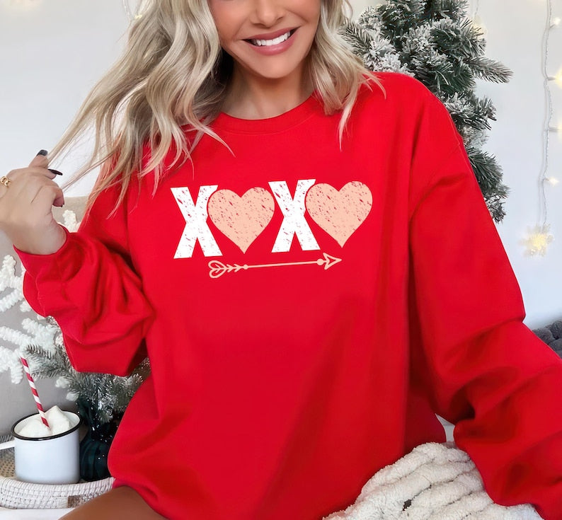 Valentine's Day Love Sweatshirt, Heart XOXO Cute Heart Graphic Sweatshirt