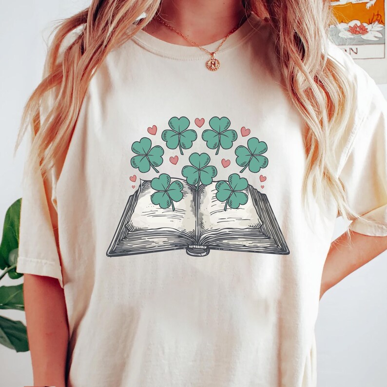 St. Patrick's Day Book Lover Short Sleeve T-Shirt, Book Gift