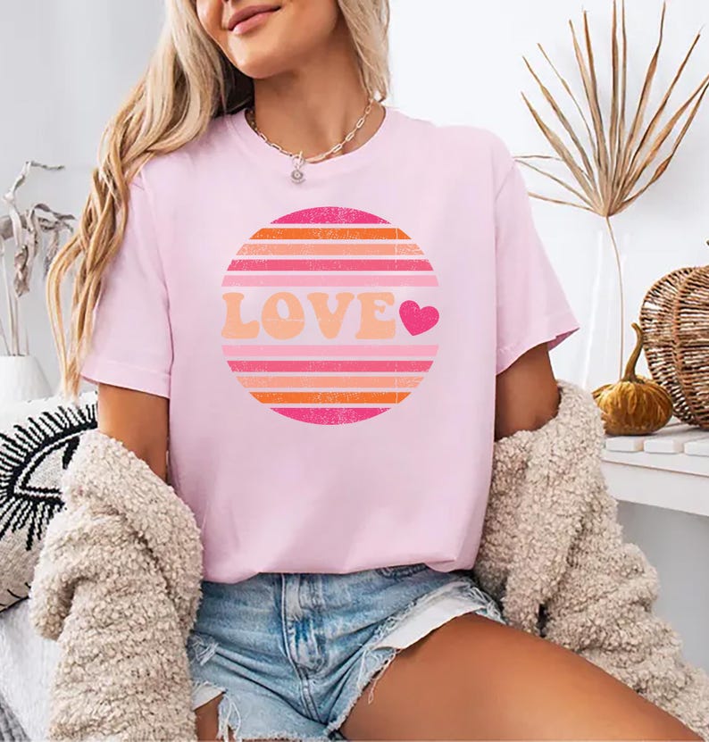 Valentine's Day Love Short Sleeve T-Shirt, Heart Graphic Shirt