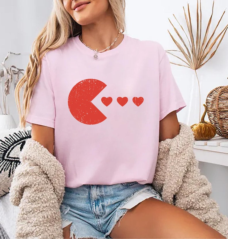 Valentine's Day Gamer Short Sleeve T-Shirt, Eating Hearts Shirt